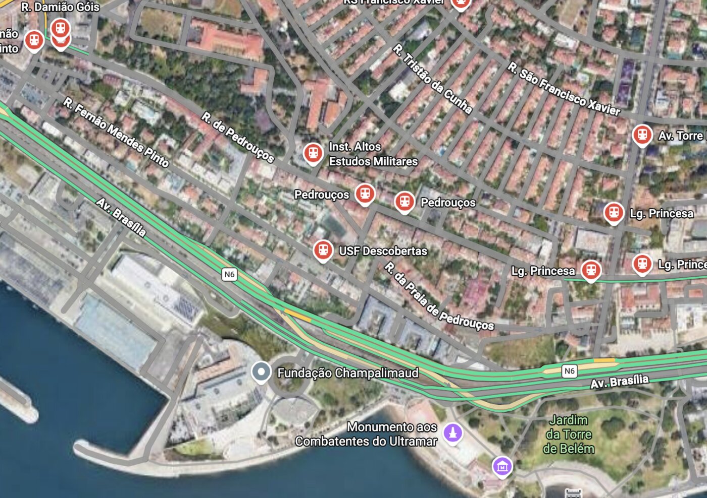 Map of bus stops around the venue in Pedrouços